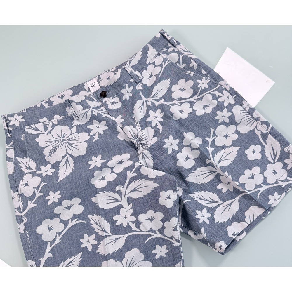 GAP Chambray Chino Shorts Mens Blue & White Floral Casual - 36x10